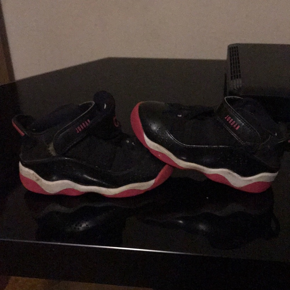 Girls Jordan’s size 9c